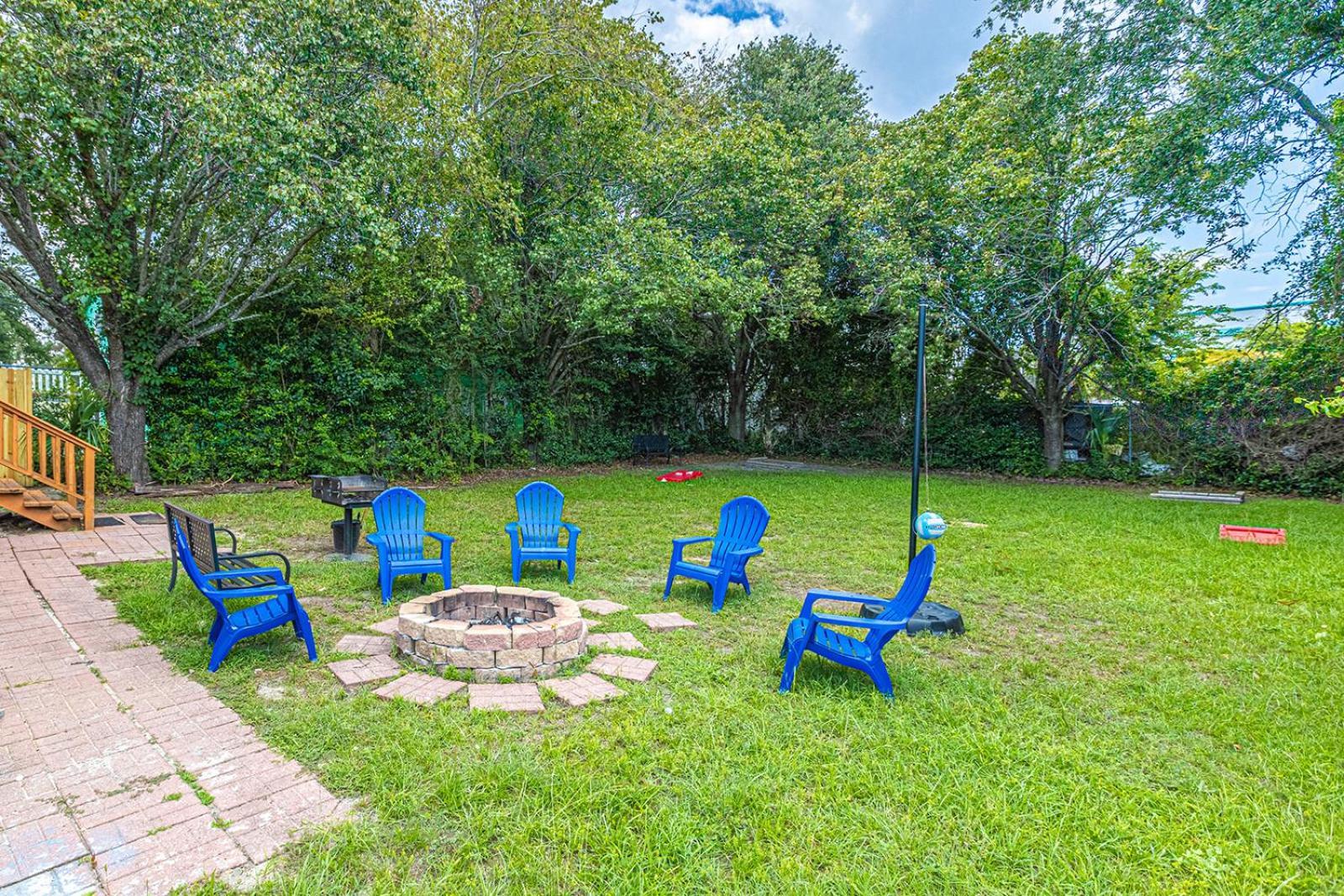 Gorgeous Centrally Located Ocean View 2 King, Huge Private Yard & Deck, Firepit, Bbq, & Game Tables Myrtle Beach Exterior foto